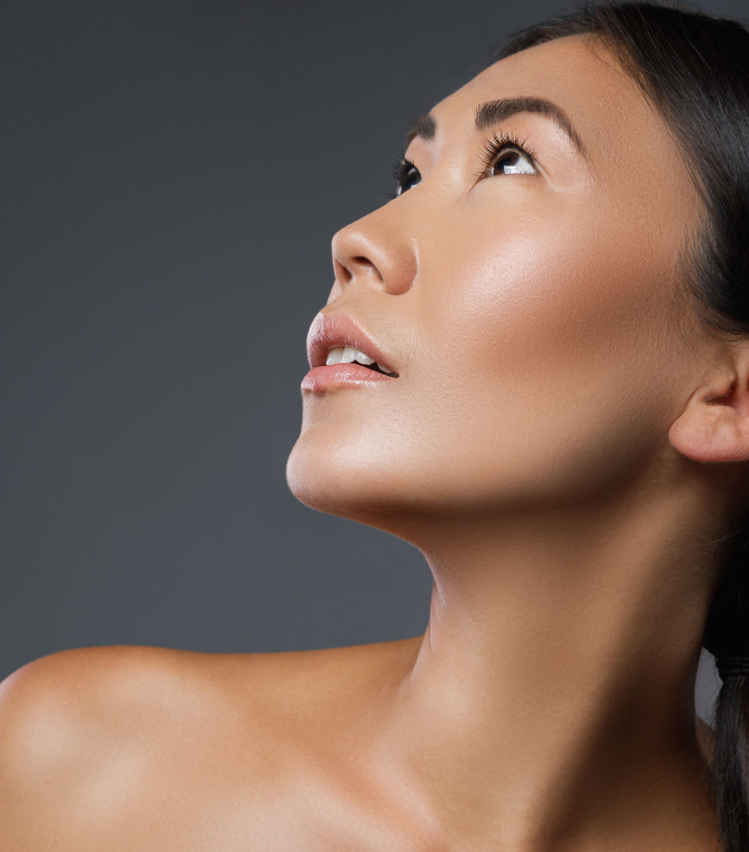 Vitamin C and Sunscreen: The Skincare Duo UAE Women Can't Skip